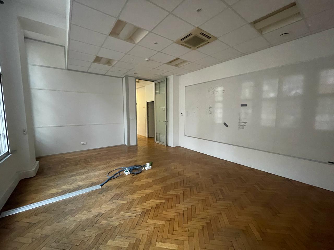 Bureau Strasbourg 455m² Location bureau Strasbourg Bas-Rhin OLBUR2203504 6